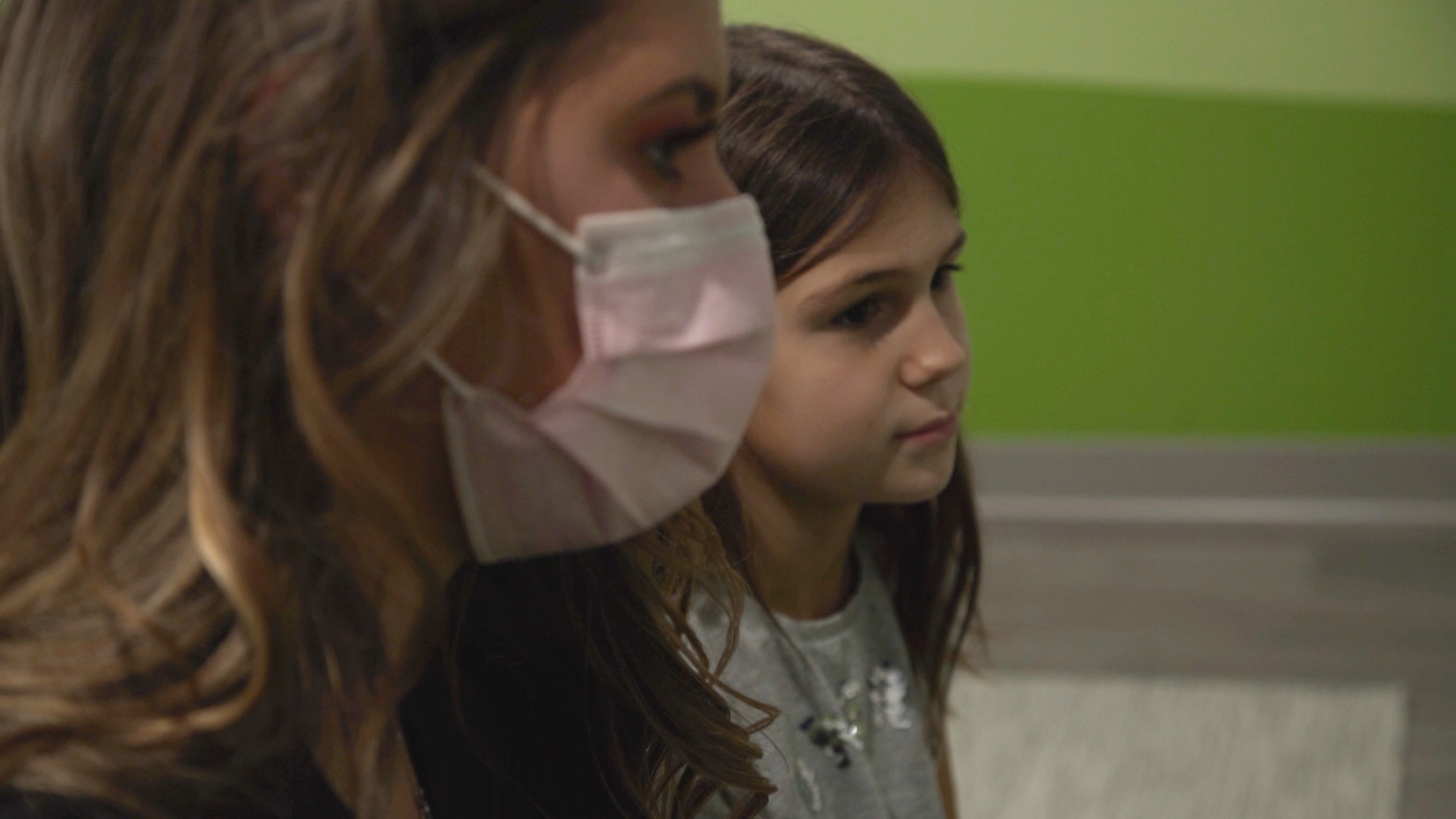 Dr. Carla & Dr. Loria teach kids  how to consistently breathe through the nose.